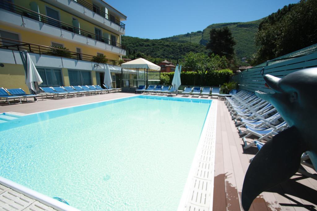 Hotel Miorelli Торболе Экстерьер фото