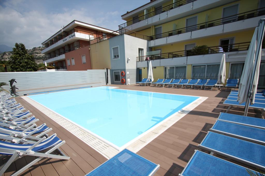 Hotel Miorelli Торболе Экстерьер фото