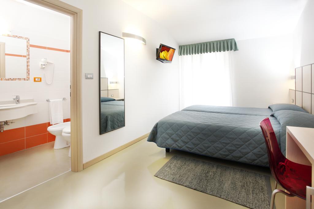 Hotel Miorelli Торболе Экстерьер фото
