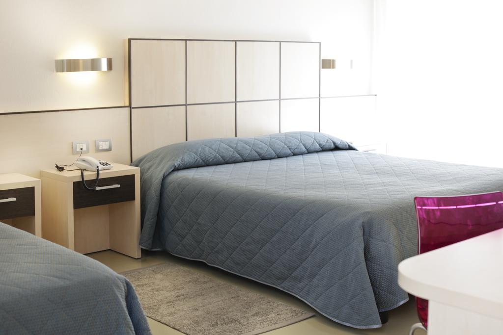 Hotel Miorelli Торболе Экстерьер фото