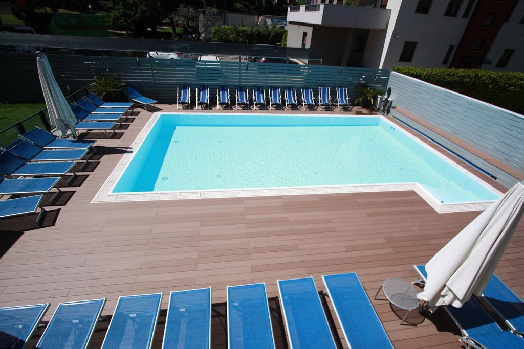 Hotel Miorelli Торболе Экстерьер фото